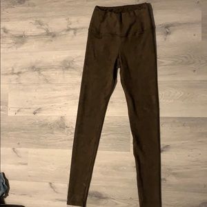 Wilfred Free Vegan suede leggings